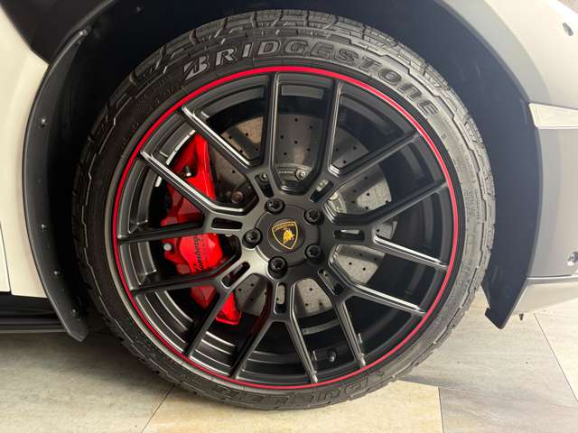 ランボルギーニ ウラカンステラート （ＬＤＦ） ４ＷＤ R6年 (近畿) 99