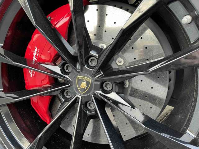 ランボルギーニ ウルス ４．０ ４ＷＤ R1年 (近畿) 99