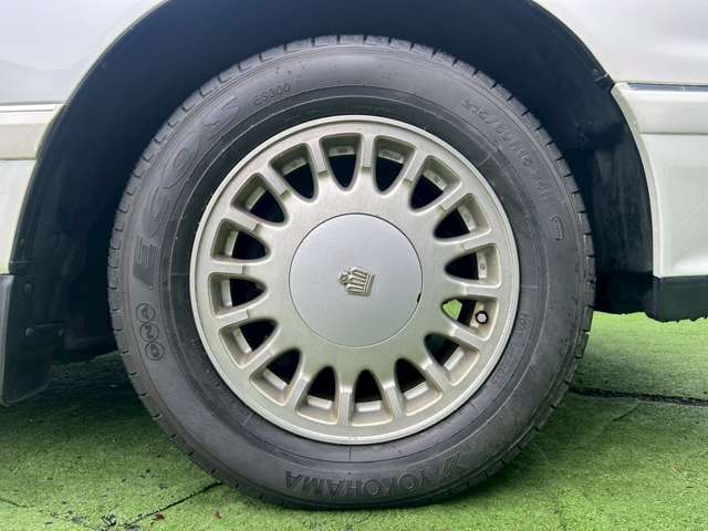 トヨタ クラウン ３．０ ロイヤルツーリングＳ 特別仕様車 H6年 (近畿) 99