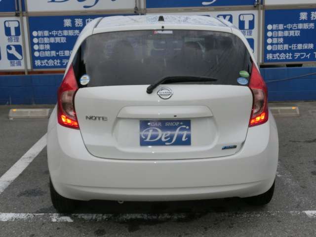 日産 ノート １．２ Ｘ H25年 (近畿) 99