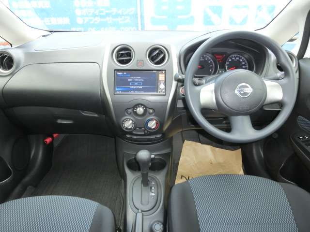 日産 ノート １．２ Ｘ H25年 (近畿) 99