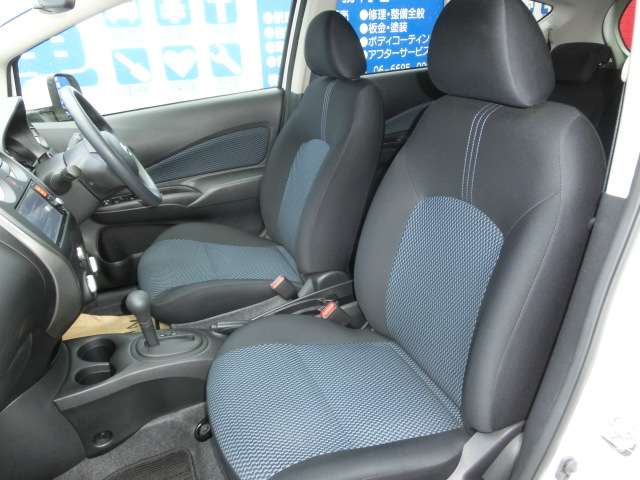日産 ノート １．２ Ｘ H25年 (近畿) 99