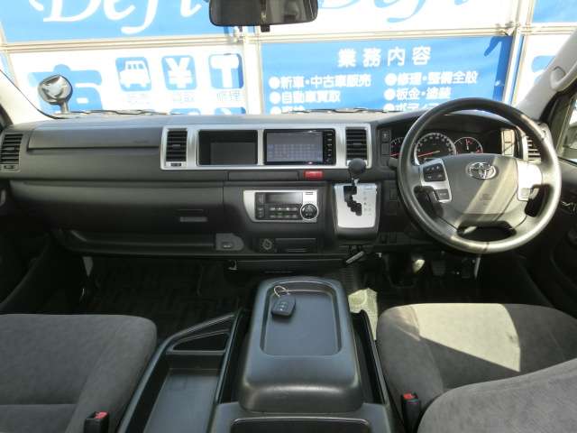 トヨタ ハイエースワゴン ２．７ グランドキャビン H30年 (近畿) 99