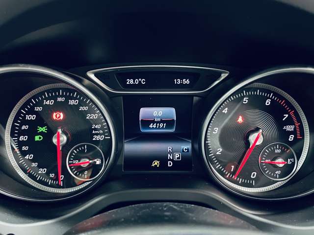 メルセデスベンツ ＣＬＡシューティングブレーク ＣＬＡ１８０　ＡＭＧ　スタイル H29年 (近畿) 99