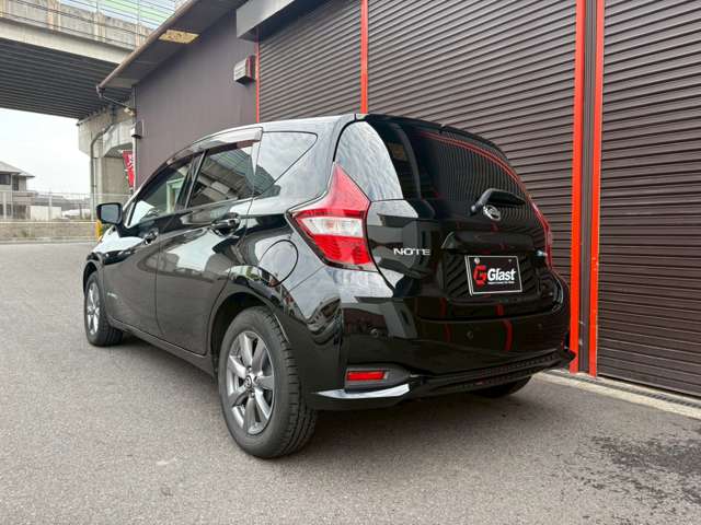 日産 ノート １．２ Ｅ－ＰＯＷＥＲ Ｘ ブラックアロー H30年 (近畿) 99
