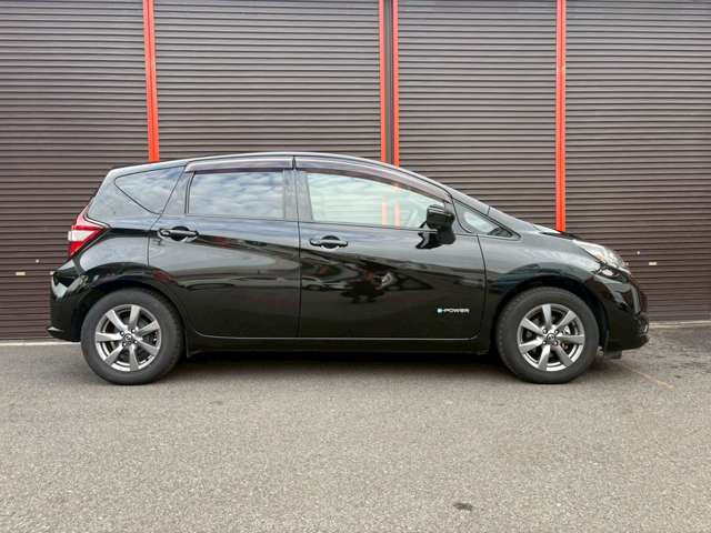 日産 ノート １．２ Ｅ－ＰＯＷＥＲ Ｘ ブラックアロー H30年 (近畿) 99