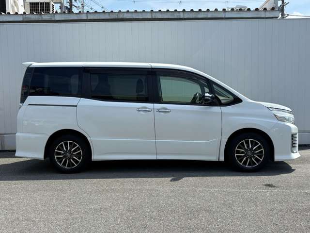 トヨタ ヴォクシー ２．０ ＺＳ 煌 H27年 (近畿) 99
