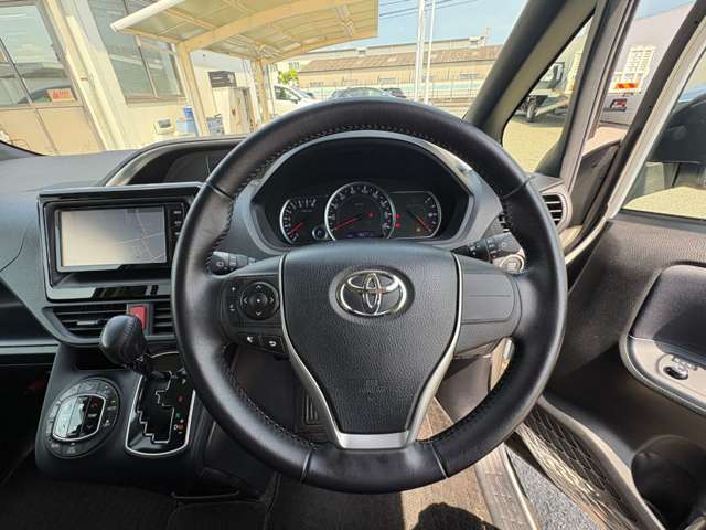 トヨタ ヴォクシー ２．０ ＺＳ 煌 H27年 (近畿) 99