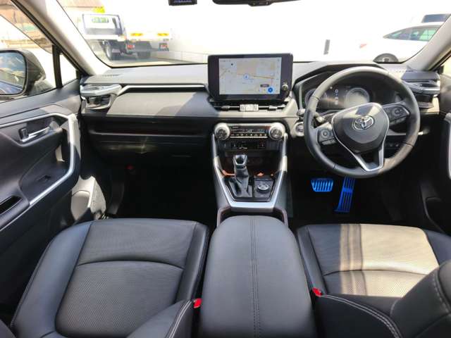 トヨタ ＲＡＶ４ ２．５ ハイブリッド Ｇ Ｅ－ＦＯＵＲ ４ＷＤ R6年 (近畿) 99