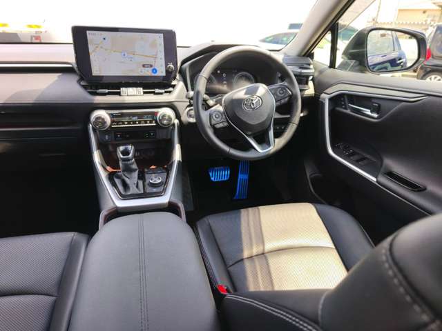 トヨタ ＲＡＶ４ ２．５ ハイブリッド Ｇ Ｅ－ＦＯＵＲ ４ＷＤ R6年 (近畿) 99