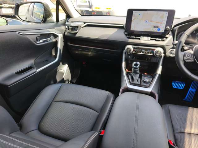 トヨタ ＲＡＶ４ ２．５ ハイブリッド Ｇ Ｅ－ＦＯＵＲ ４ＷＤ R6年 (近畿) 99