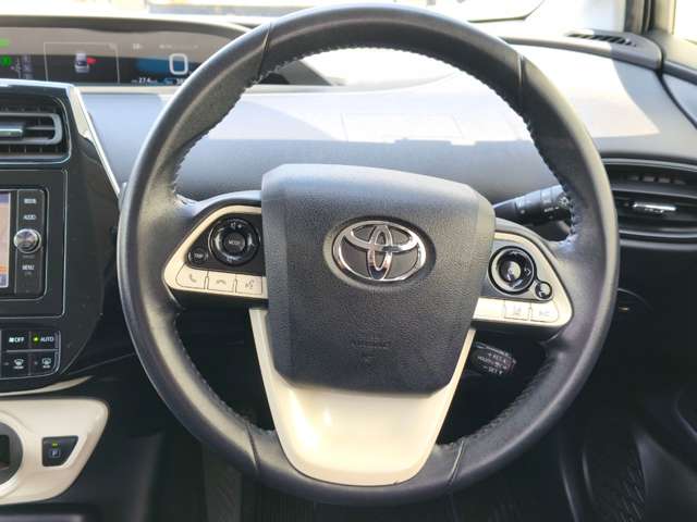 トヨタ プリウス １．８ Ｓ セーフティ プラス H29年 (近畿) 99