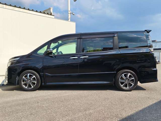 トヨタ ヴォクシー ２．０ ＺＳ 煌 H30年 (近畿) 99
