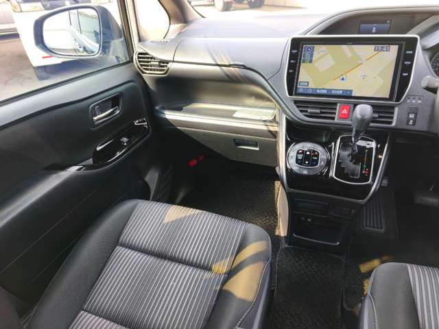 トヨタ ヴォクシー ２．０ ＺＳ 煌 H30年 (近畿) 99