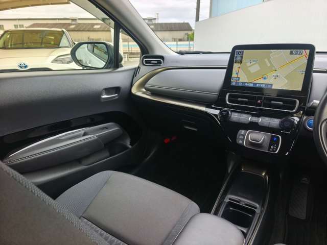 トヨタ アクア １．５ Ｚ Ｅ－ＦＯＵＲ ４ＷＤ R3年 (近畿) 99