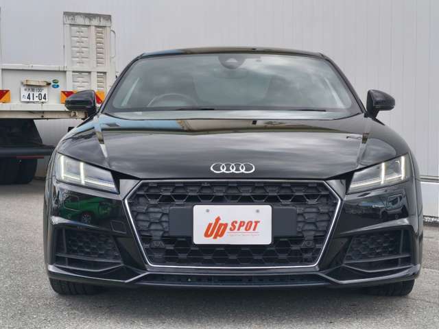 アウディ ＴＴ クーペ　４０　ＴＦＳＩ R1年 (近畿) 99