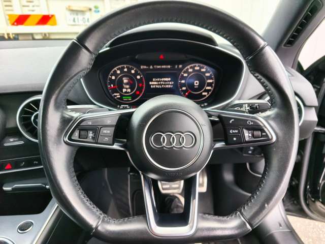 アウディ ＴＴ クーペ　４０　ＴＦＳＩ R1年 (近畿) 99