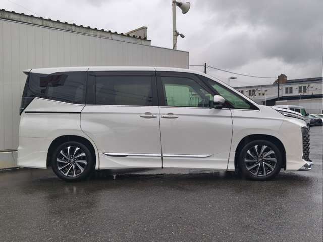 トヨタ ヴォクシー ２．０ Ｓ－Ｚ R5年 (近畿) 99