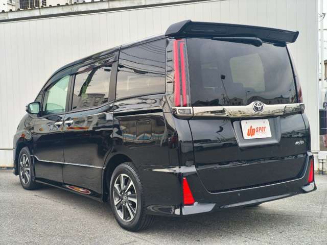 トヨタ ノア ２．０ ＳＩ ＷＸＢＩＩＩ R2年 (近畿) 99