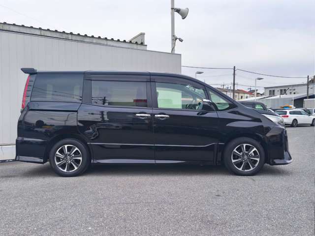 トヨタ ノア ２．０ ＳＩ ＷＸＢＩＩＩ R2年 (近畿) 99