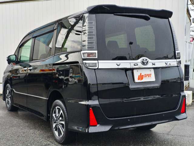 トヨタ ヴォクシー ２．０ ＺＳ 煌ＩＩ ４ＷＤ R2年 (近畿) 99