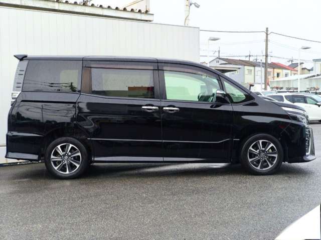 トヨタ ヴォクシー ２．０ ＺＳ 煌ＩＩ ４ＷＤ R2年 (近畿) 99