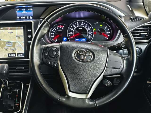 トヨタ ヴォクシー ２．０ ＺＳ 煌ＩＩ ４ＷＤ R2年 (近畿) 99