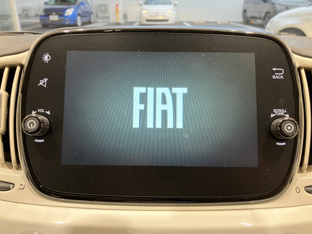 フィアット ５００（チンクエチェント） １．２ カルト R3年 (近畿) 99