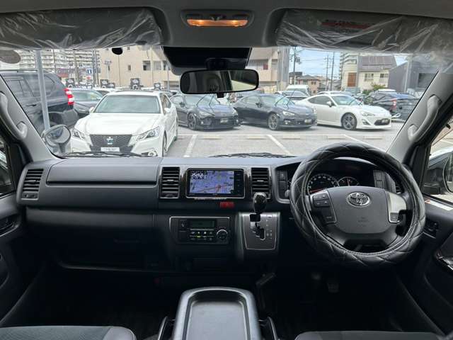 トヨタ ハイエースバン ２．８ スーパーＧＬ ダークプライム ロングボディ ディーゼルターボ ４ＷＤ H30年 (近畿) 99