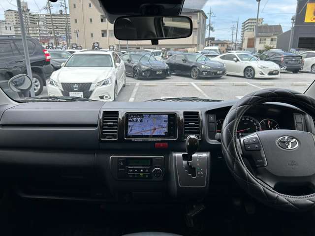 トヨタ ハイエースバン ２．８ スーパーＧＬ ダークプライム ロングボディ ディーゼルターボ ４ＷＤ H30年 (近畿) 99