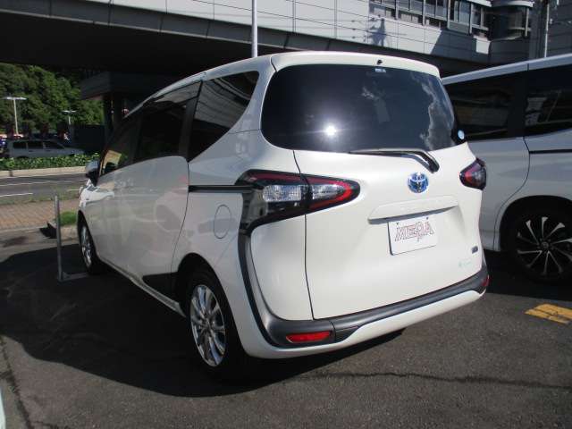 トヨタ シエンタ　ハイブリッド ハイブリッド １．５ Ｇ H29年 (中国) 99
