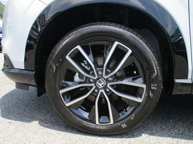 ホンダ ヴェゼル １．５ Ｅ：ＨＥＶ Ｚ プレイパッケージ R8年 (中国) 99