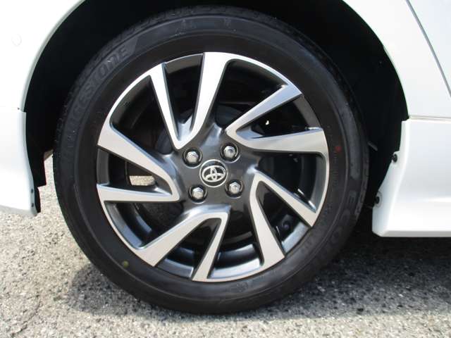トヨタ アクア １．５ Ｚ R3年 (中国) 99