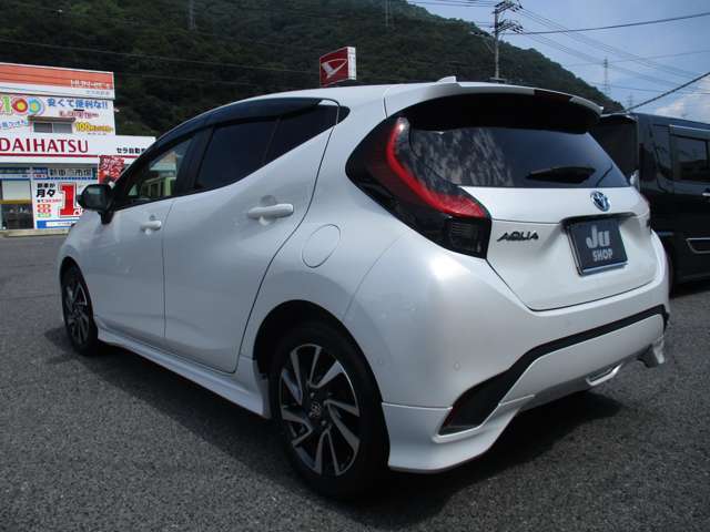 トヨタ アクア １．５ Ｚ R3年 (中国) 99