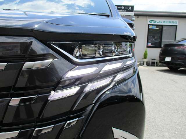 トヨタ アルファード ２．５ Ｚ R7年 (中国) 99