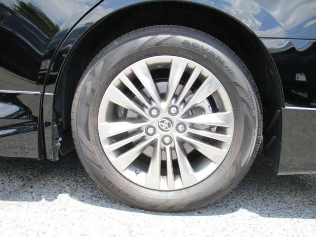 トヨタ アルファード ２．５ Ｚ R7年 (中国) 99