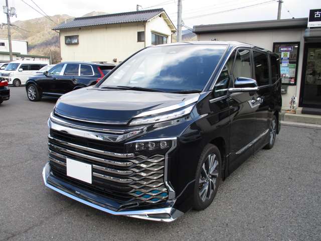 トヨタ ヴォクシー １．８ ハイブリッド Ｓ－Ｚ R7年 (中国) 99