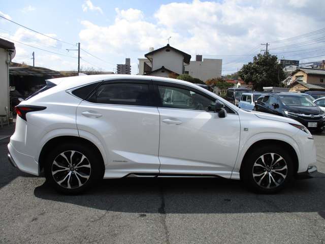 レクサス ＮＸ３００ｈ Ｆスポーツ H27年 (中国) 99