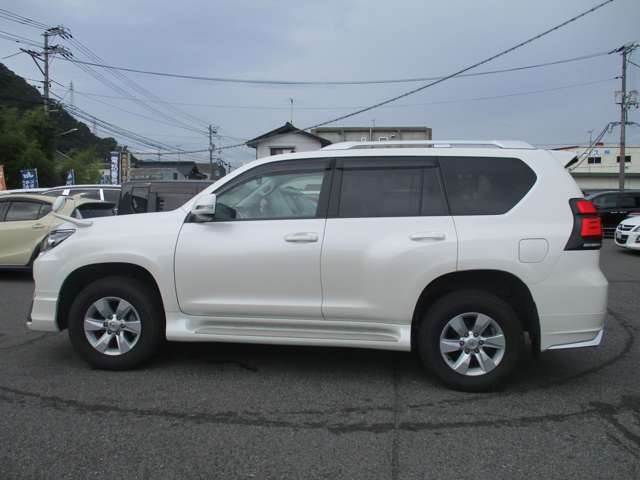 トヨタ ランドクルーザープラド ２．７ ＴＸ Ｌパッケージ ４ＷＤ R4年 (中国) 99