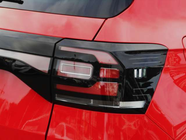 フォルクスワーゲン Ｔ－ＣＲＯＳＳ ＴＳＩ アクティブ R3年 (中国) 99