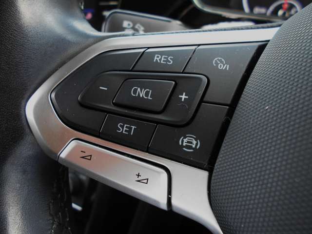 フォルクスワーゲン Ｔ－ＣＲＯＳＳ ＴＳＩ アクティブ R3年 (中国) 99