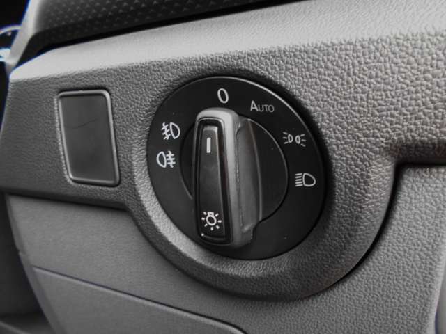 フォルクスワーゲン Ｔ－ＣＲＯＳＳ ＴＳＩ アクティブ R3年 (中国) 99
