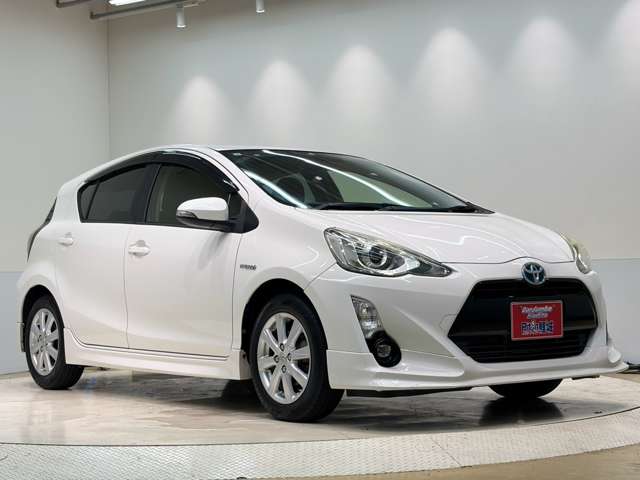 トヨタ アクア １．５ Ｓ H27年 (中国) 99