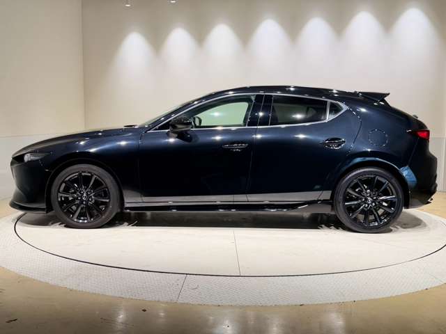 マツダ ＭＡＺＤＡ３　ファストバック ２．０ ２０Ｓ ブラックトーンエディション R5年 (中国) 99