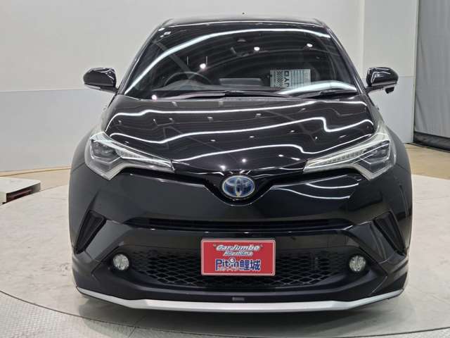 トヨタ Ｃ−ＨＲ ハイブリッド １．８ Ｇ H29年 (中国) 99