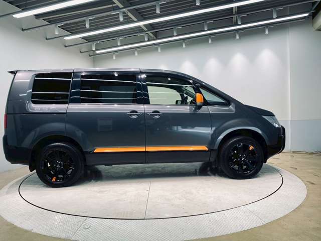 三菱 デリカ　Ｄ：５ ２．２ アクティブギア ディーゼルターボ ４ＷＤ H29年 (中国) 99