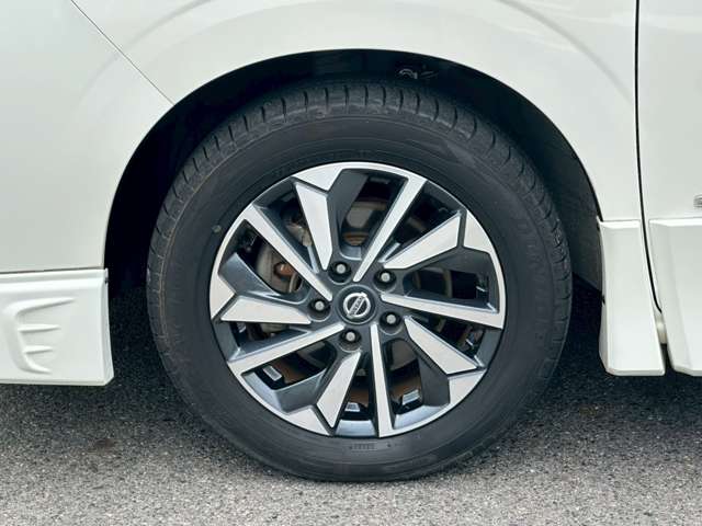 日産 セレナ ２．０ ハイウェイスター Ｖ R2年 (中国) 99