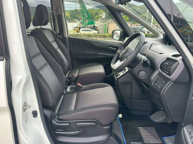 日産 セレナ １．２ Ｅ－ＰＯＷＥＲ ハイウェイスター Ｖ R3年 (中国) 99