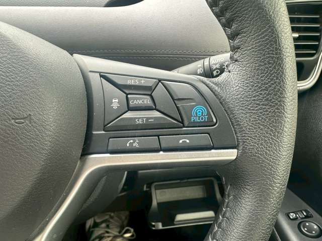 日産 セレナ １．２ Ｅ－ＰＯＷＥＲ ハイウェイスター Ｖ R3年 (中国) 99
