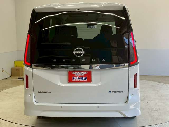 日産 セレナ １．４ Ｅ－ＰＯＷＥＲ ルキシオン R5年 (中国) 99